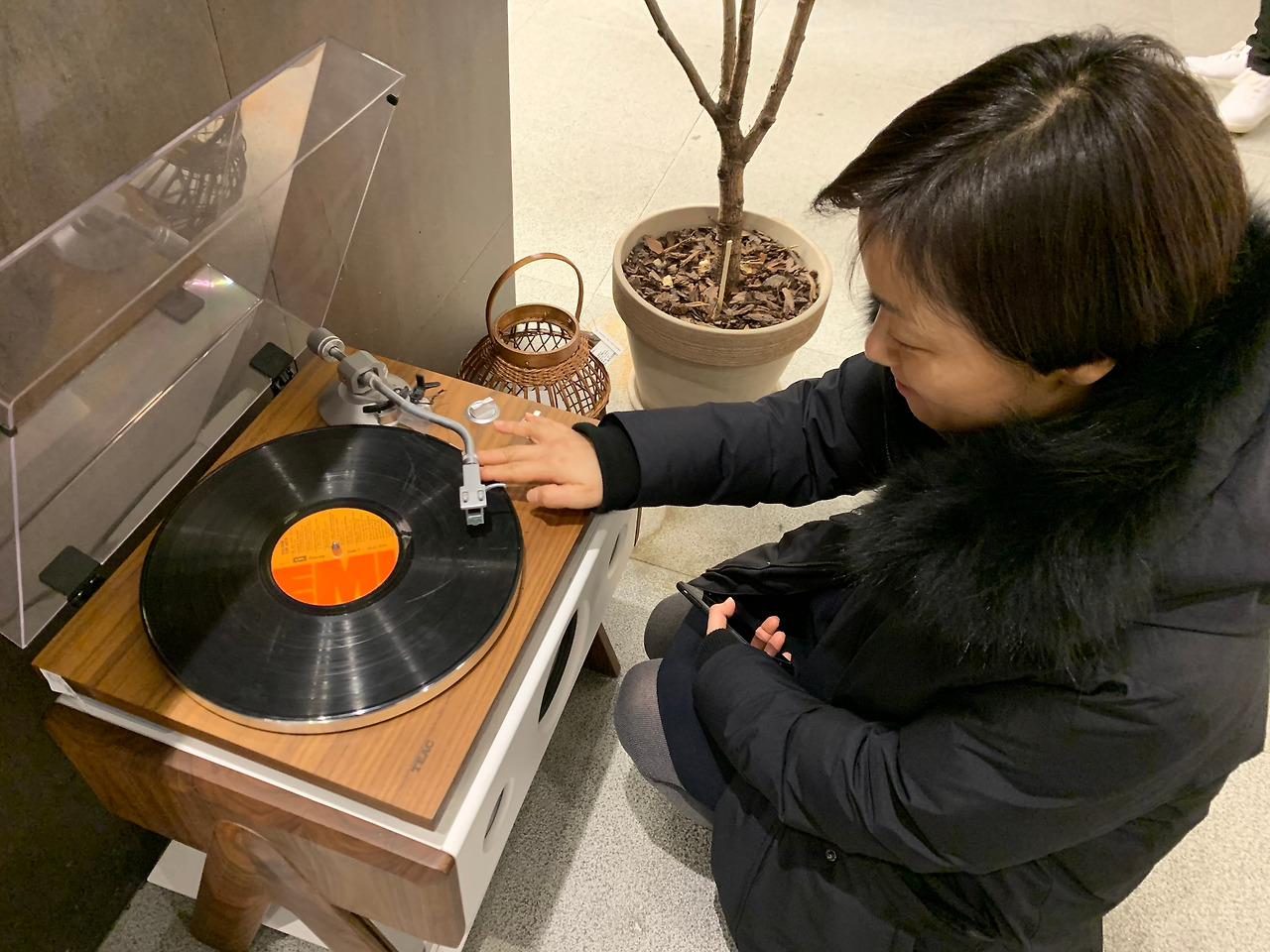 스여일삶 진지한컴퍼니 인터뷰8.jpg