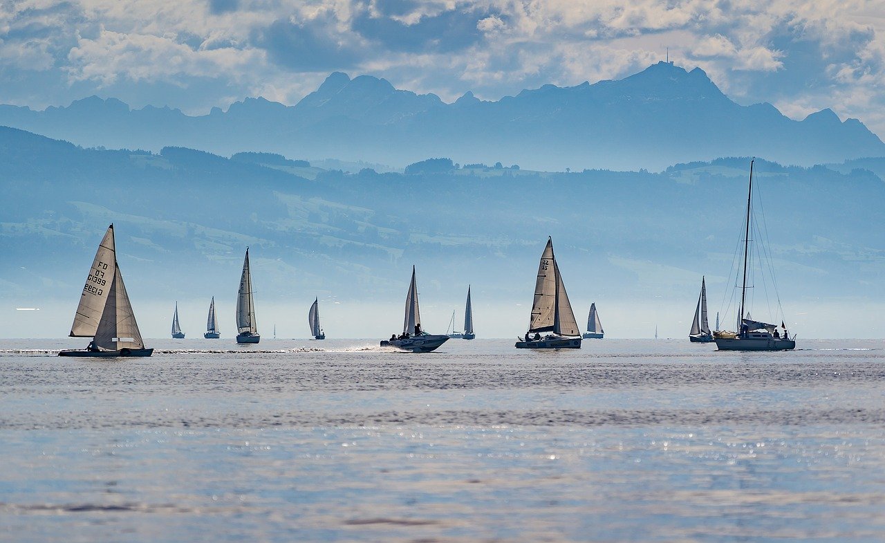 sailboats-3729599_1280.jpg