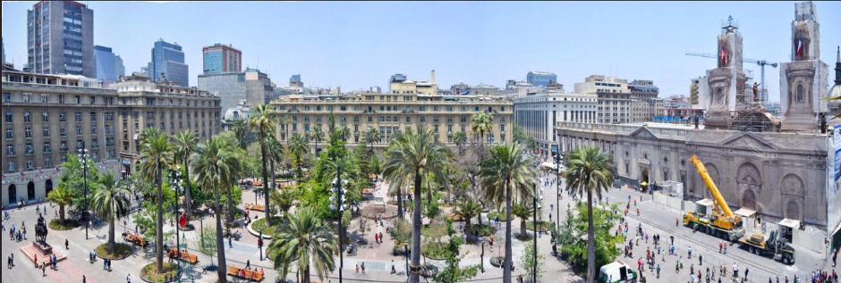 산티아고 아르마스광장_marlo salinas_flickr.jpg