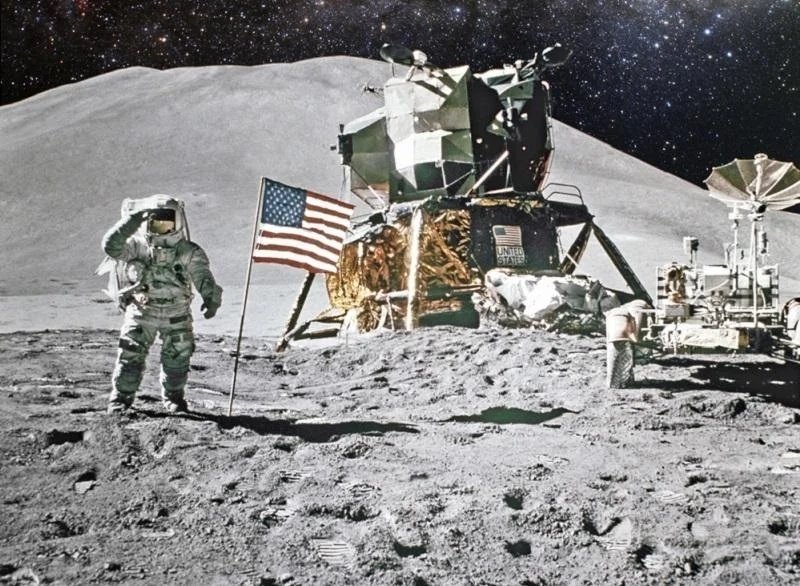 아폴로 11호_네이버.jpg