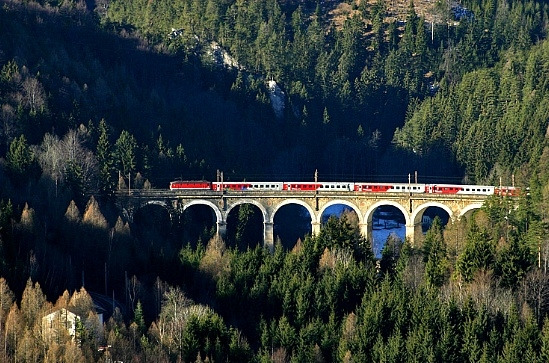 세머링철도_출처 다음블로그 (johnkchung).jpg