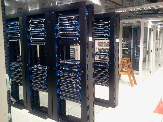 datacenter-286386_640.jpg