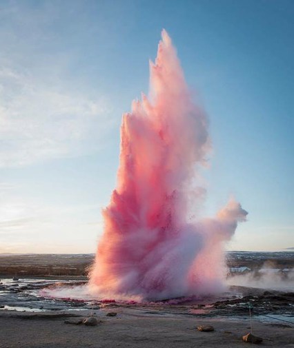 pink_geysir.jpg