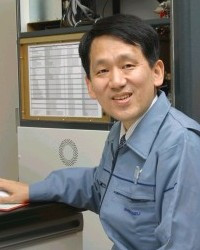 Koichi_Tanaka_2003.jpg