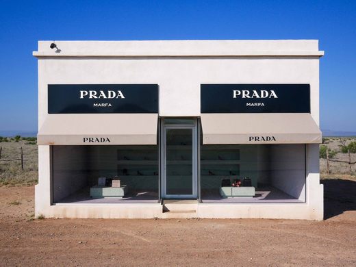 prada marfaa.jpg