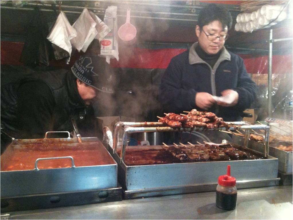 떡볶이 포장마차.jpg