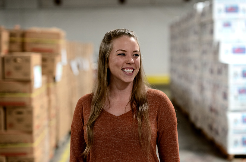 Apple-volunteer-program-Second-Harvest-Lauren-Cook-01212019_big.jpg.large.jpg