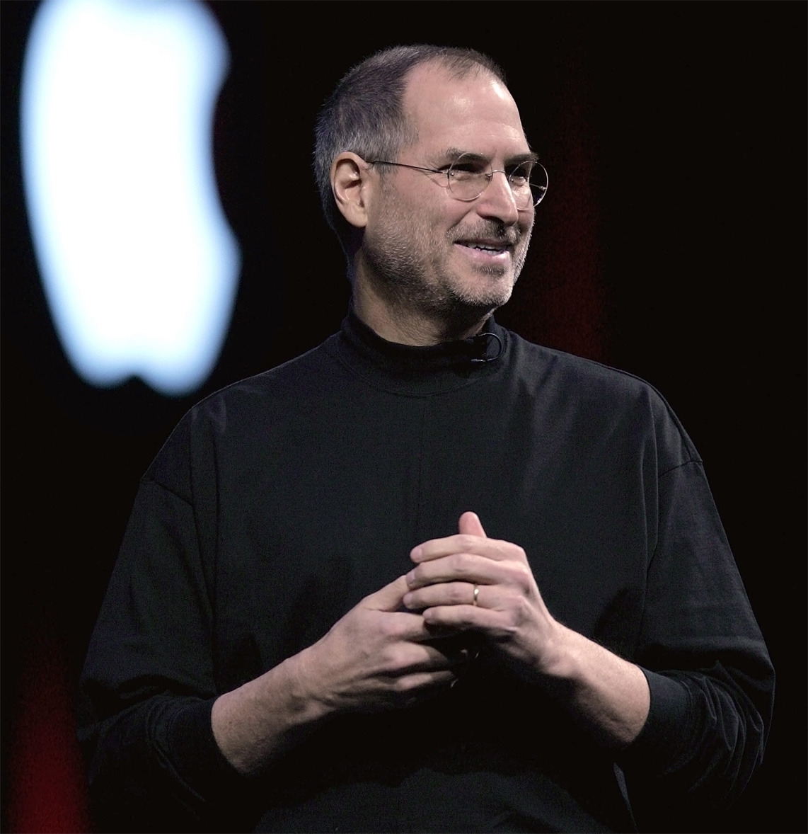 apple-park-photo-3-building-stevejobs.jpg