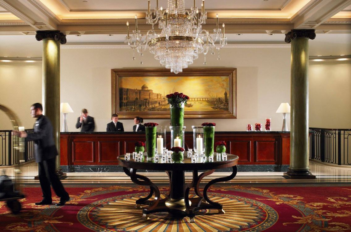 로즈우드 로비.jpg