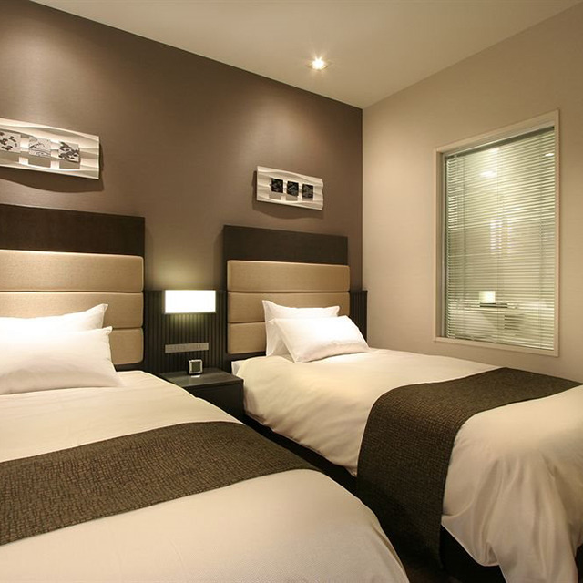 02 홀리데이 인 오사카 남바.jpg