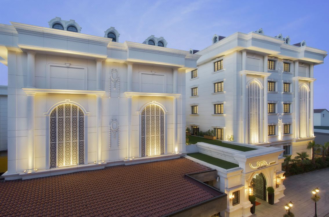 수라 하지아 소피아 호텔 (1).jpg