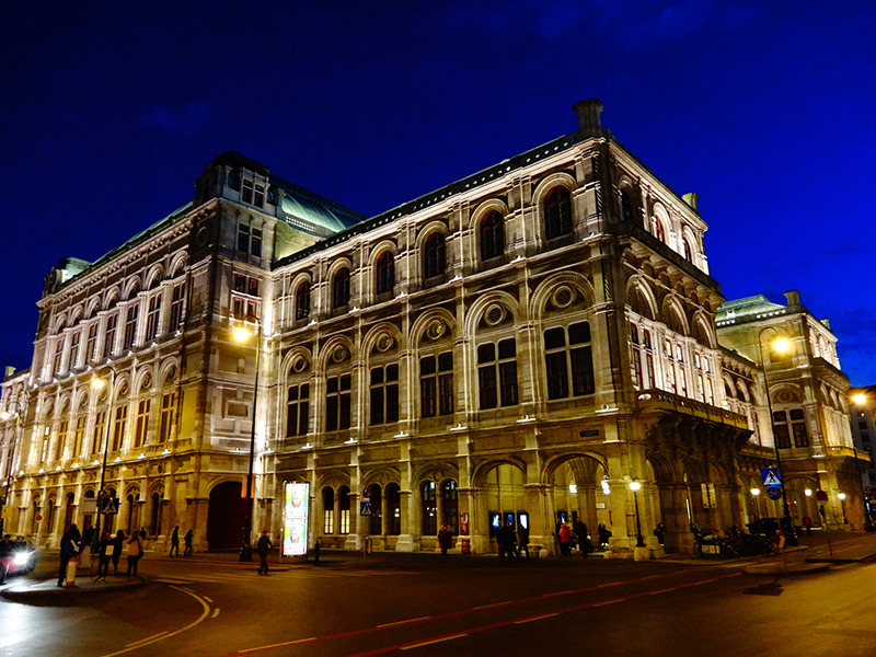 04 빈 국립 오페라하우스.jpg