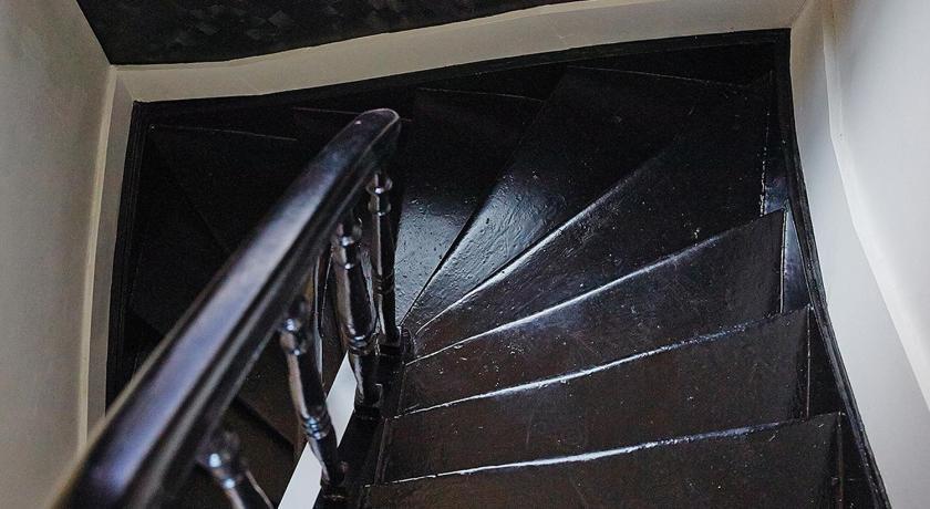 N9 Boutique Apartments (1).jpg