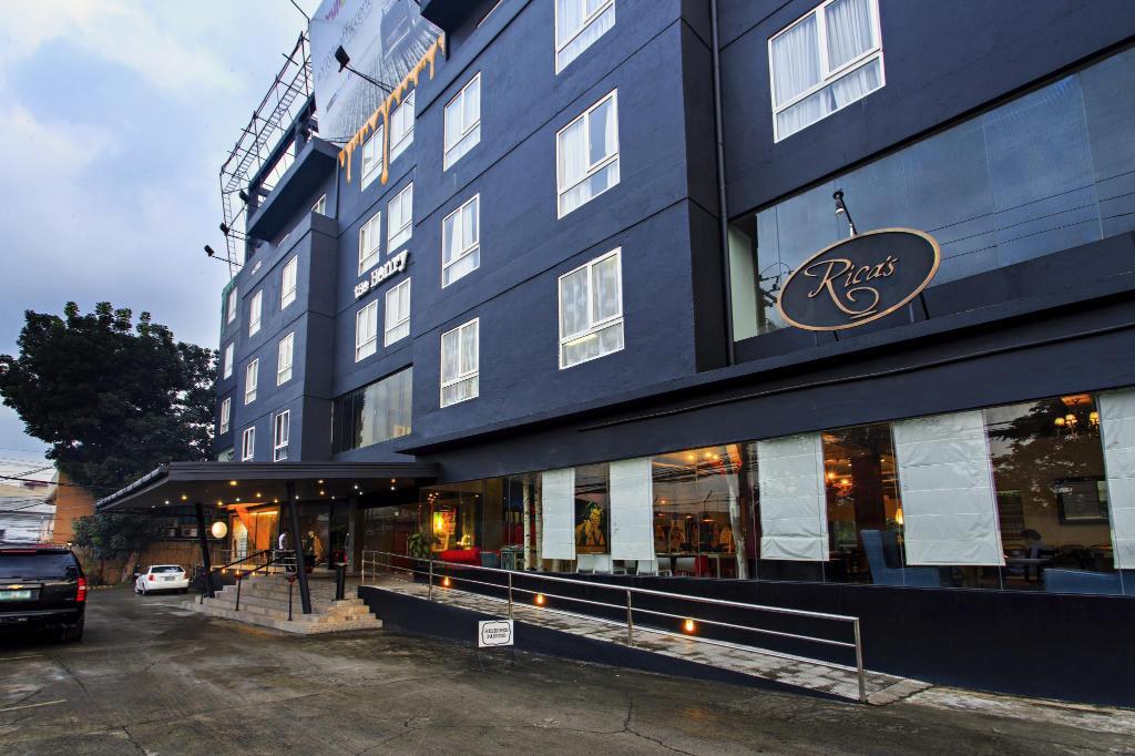 더 헨리 호텔 세부 (1).jpg