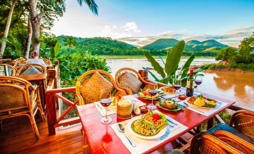 메콩 리버뷰 호텔 (2).jpg