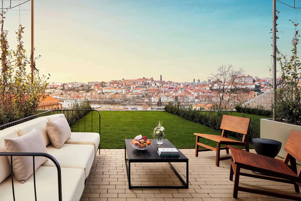 4_포르투여행_티볼리 코프케 포르투 가이아 호텔 (2).jpg