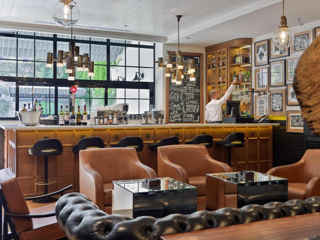 2_한국인 선호 여행지_바르셀로나 (5).jpg