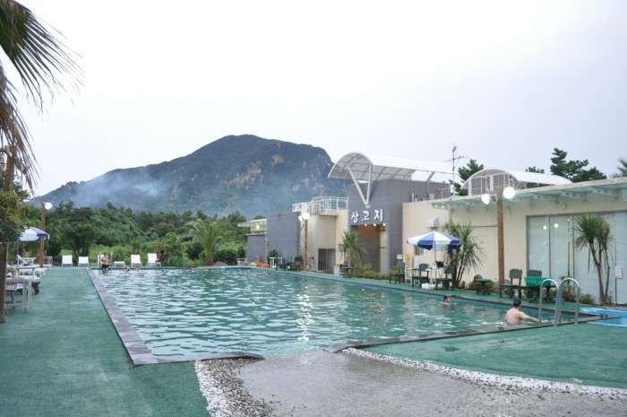 서귀포 산방산 탄산온천 힐링빌 펜션 (2).jpg