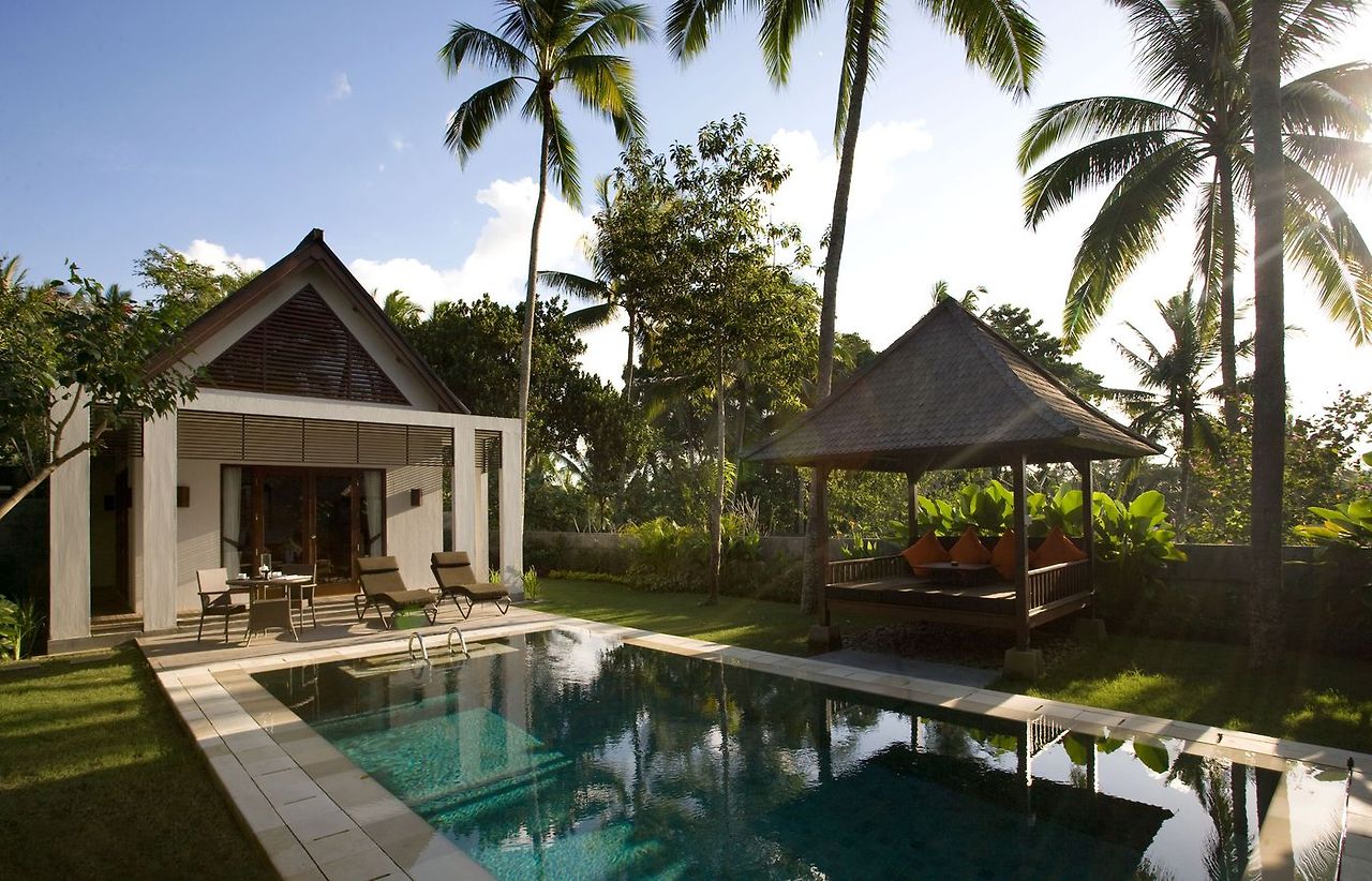 The-Samaya-ubud-Hill-View-villa-pool-Bali-Hello-Travel.jpg
