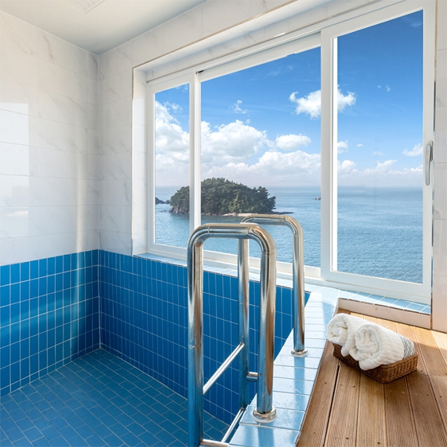 20 온더비치 풀빌라.jpg