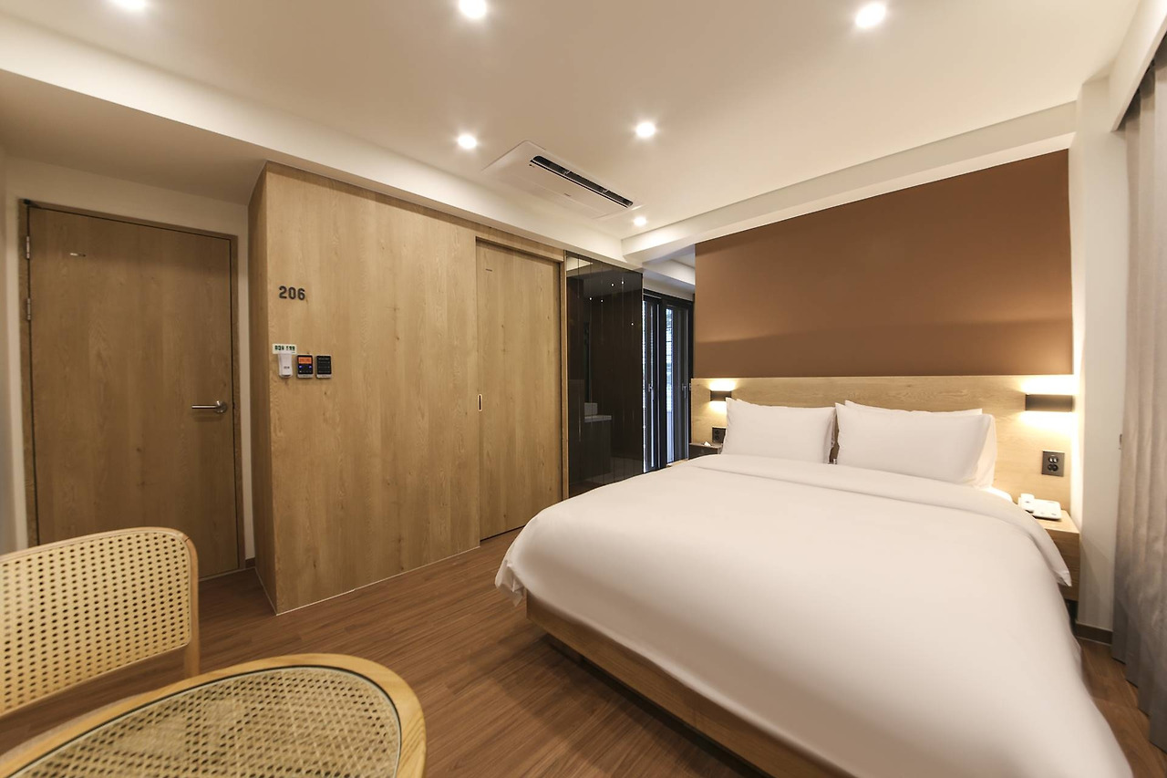 4_브라운도트 경주보문점3.jpg