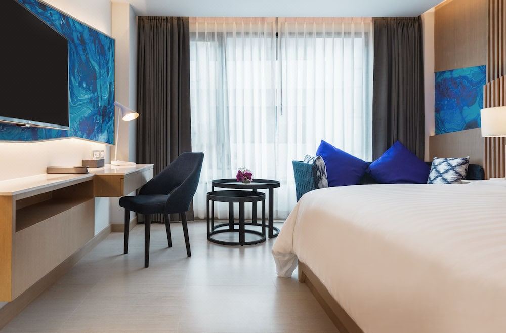 밋비치- 디럭스 시티 뷰룸.jpg