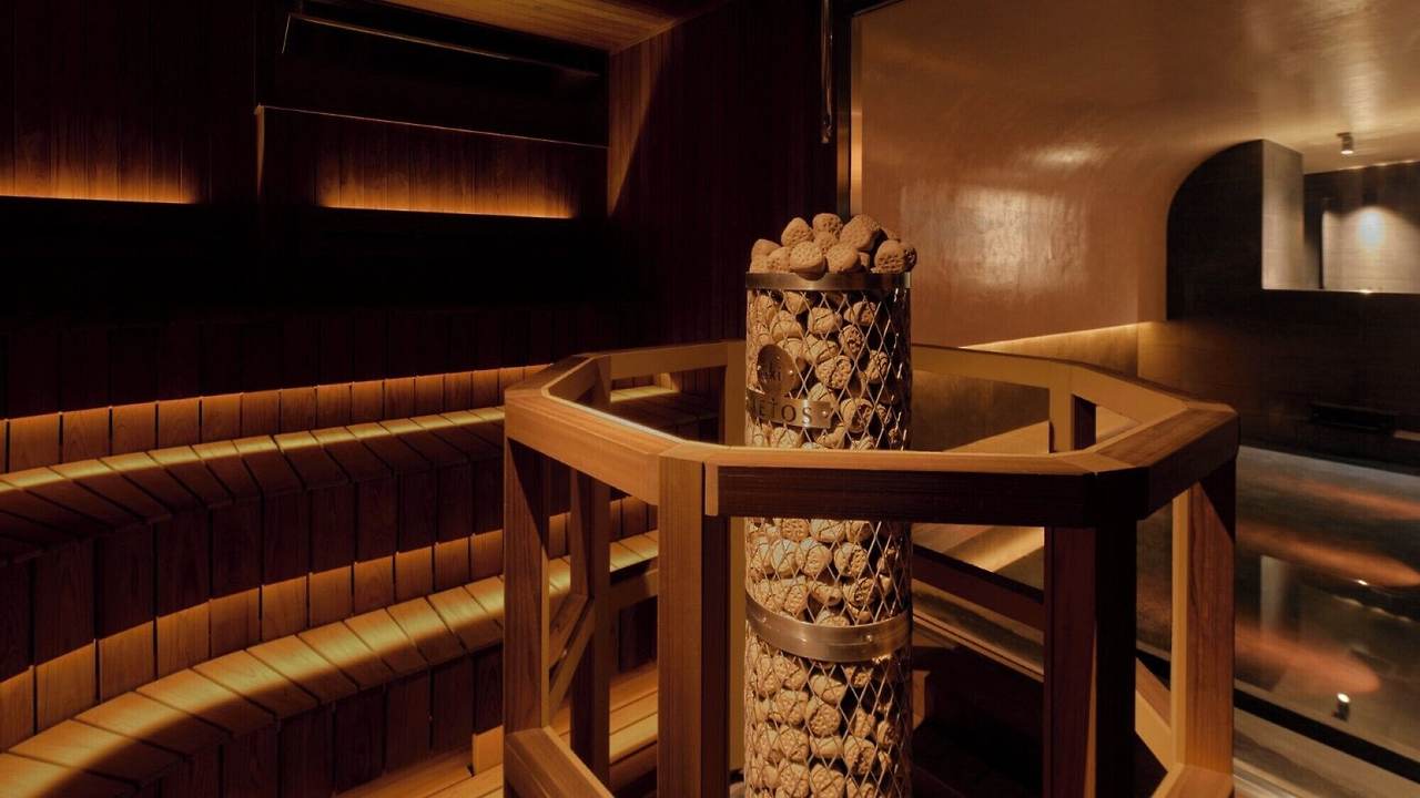 FAV LUX 삿포로 스스키노 (2).jpg