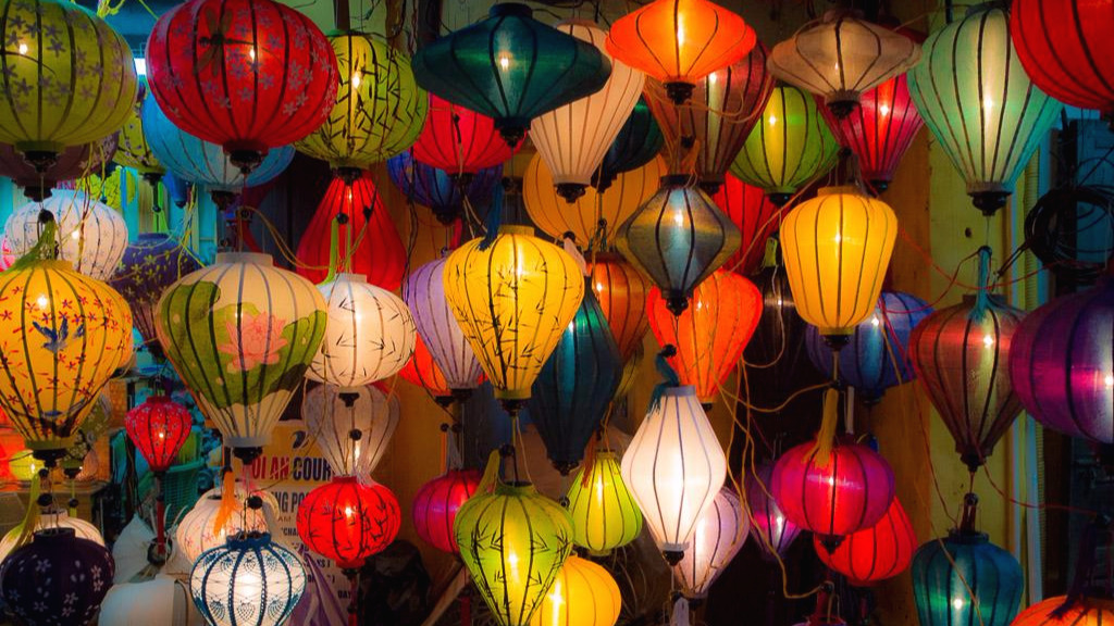 Hoi-An-Lantern-Festival3.jpg