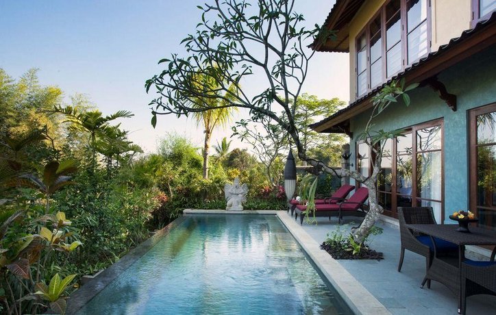 드와라까 더 로열 빌라 (6).jpg