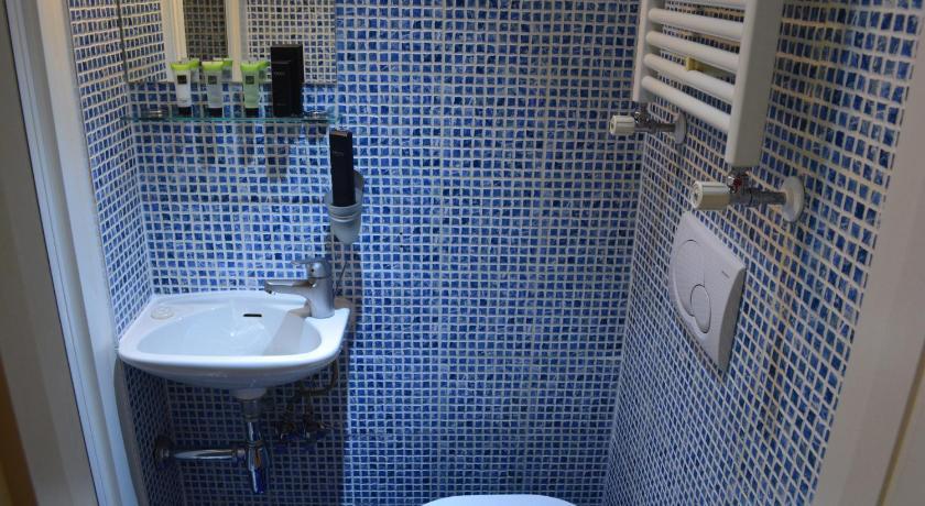 스튜디오스 2 렛 노스 가워 (4).jpg