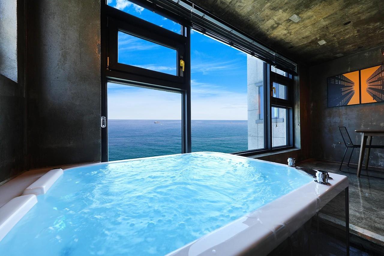 3_삼척 여행_삼척리조트_삼척 라온스파펜션 (3).jpg