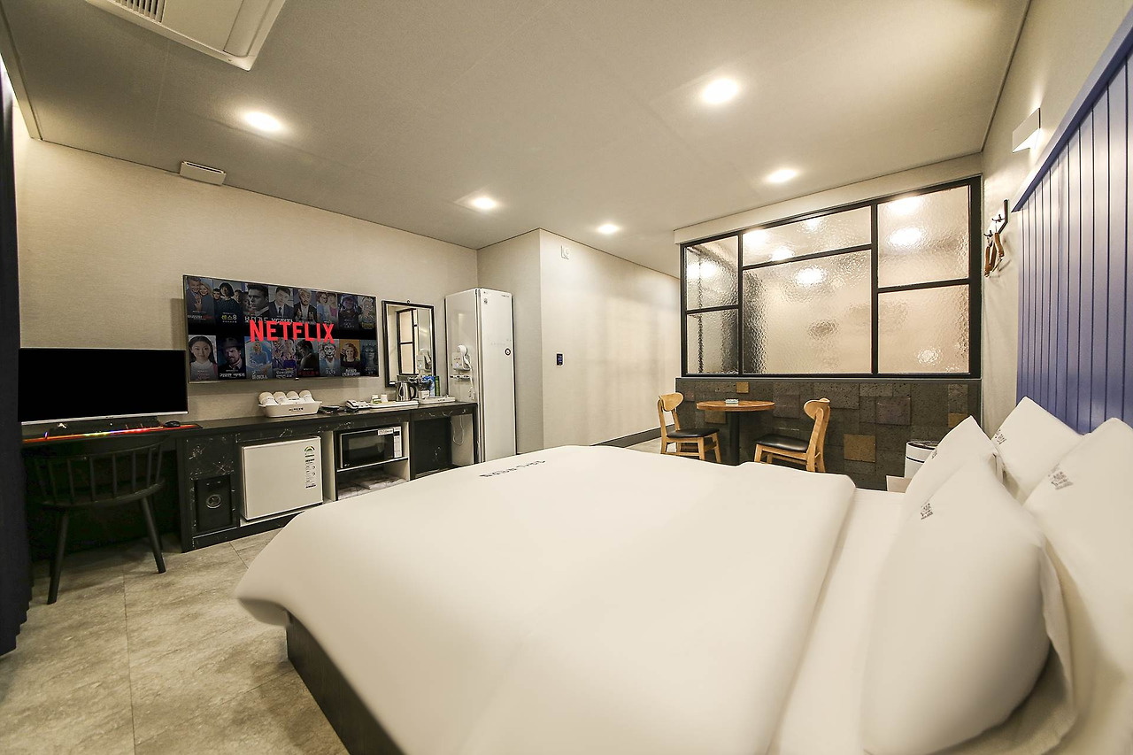 4_논산숙박_논산 고무신 무인텔 (2).jpg