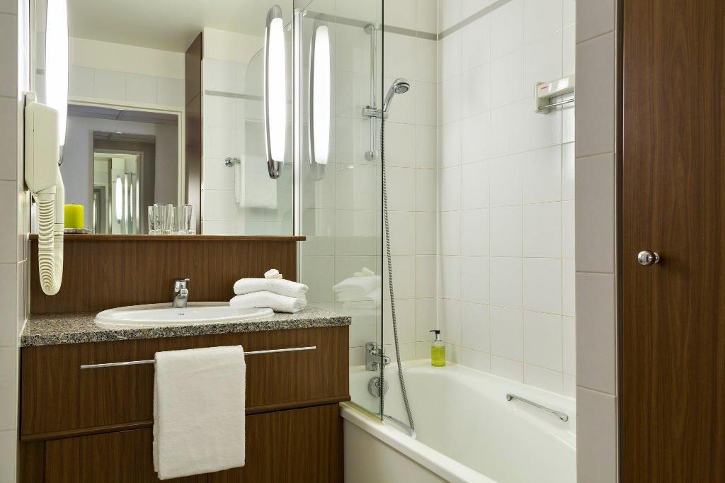 시타딘 투르 에펠 파리 (5).jpg