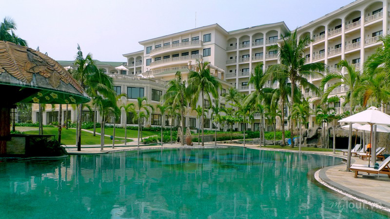 olalani-resort-condotel-5.jpg