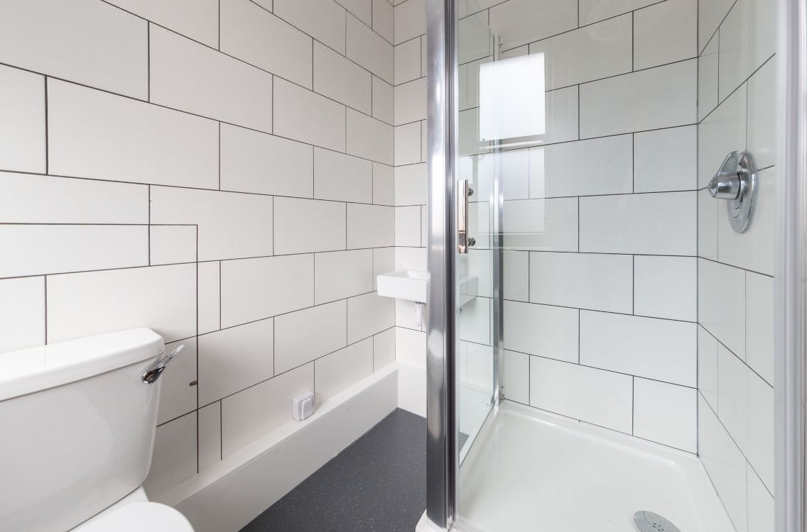 펍러브  엑스머스 암스 유스턴 (3).jpg