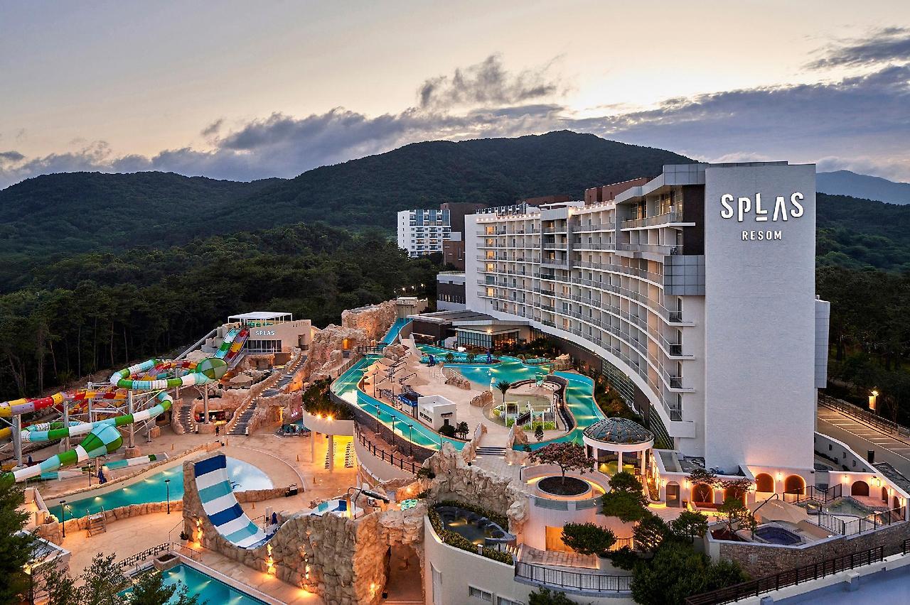 덕산 스플라스 리솜 메인 (1).jpg