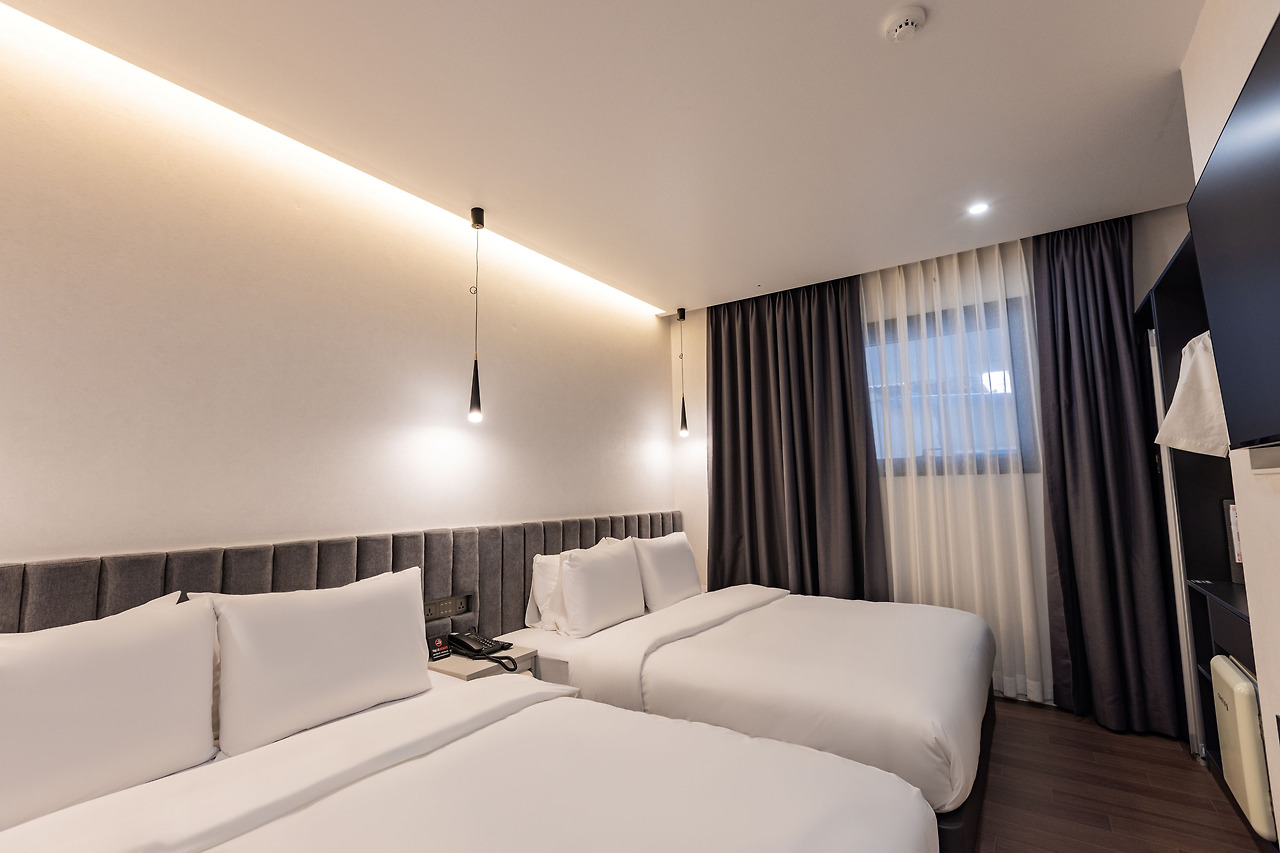 1_경주 지베르니 호텔1.jpg