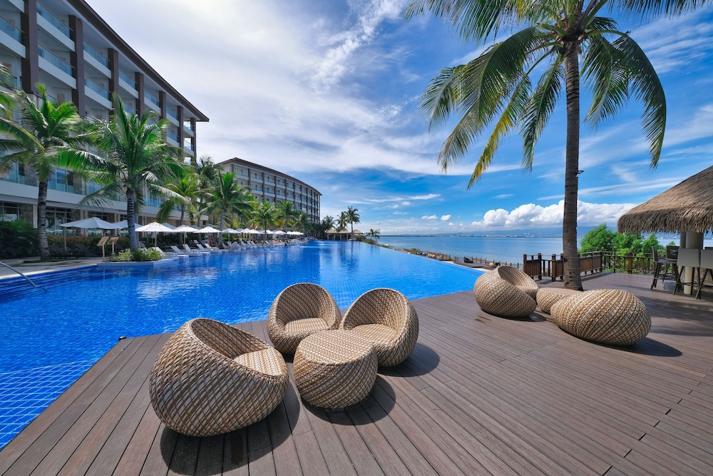 1두짓타니 막탄 세부 리조트1.jpg