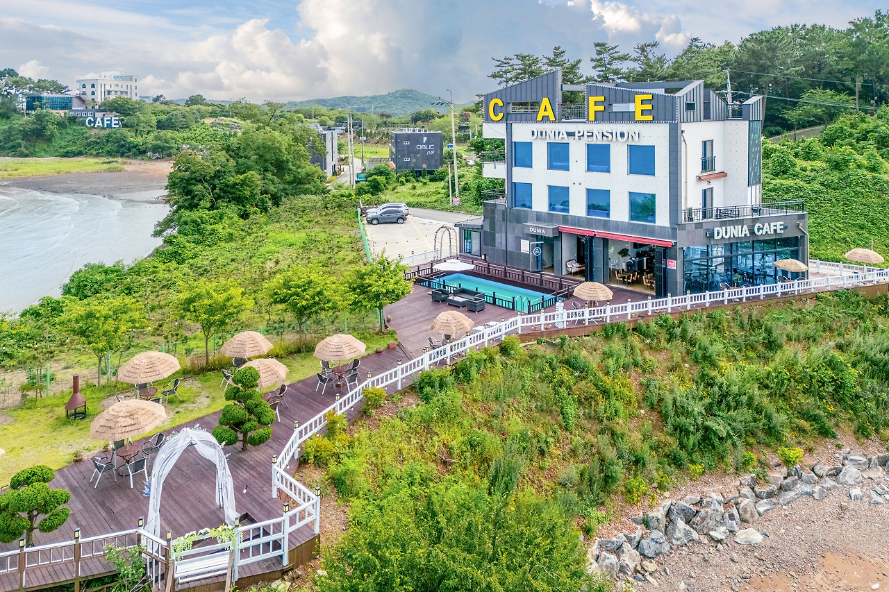 4_영흥도단체펜션_영흥도 두니아 스파펜션3.jpg