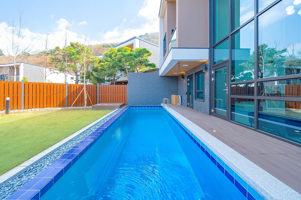 4_제천숙소추천_더샤인청풍 (2).jpg