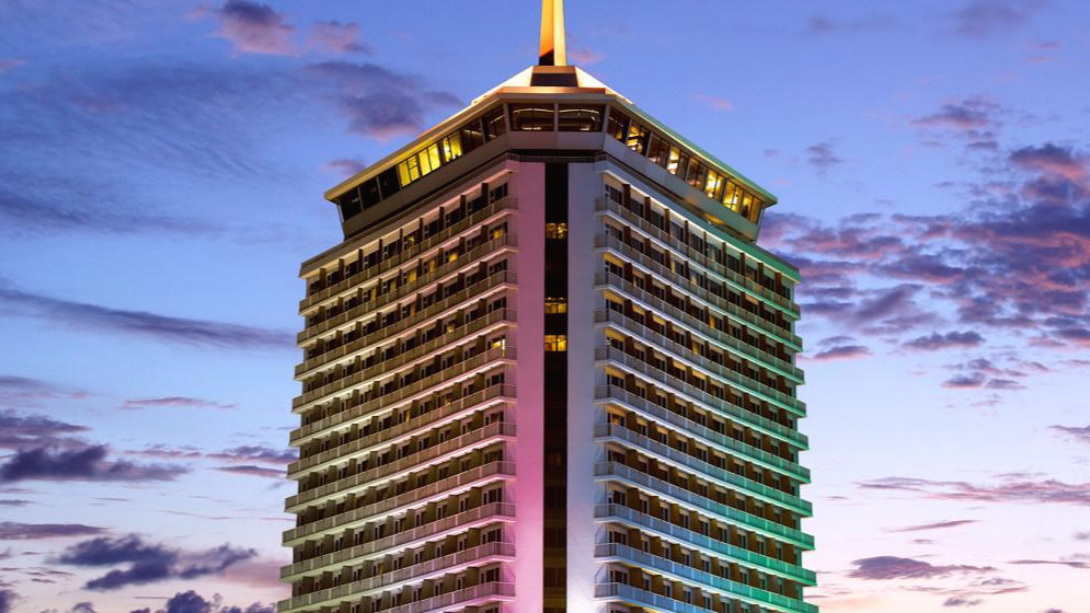Dusit-Thani-Hotel-3.jpg