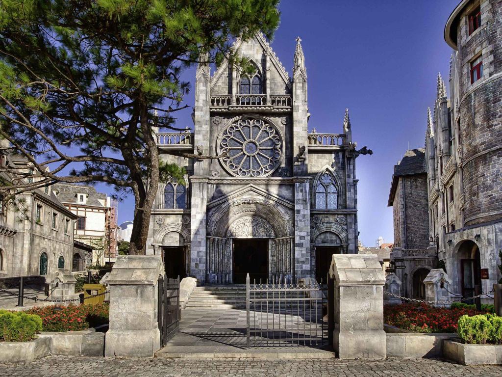 머큐어 (메르퀴르) 다낭 프렌치 빌리지 바나 힐 (1).jpg