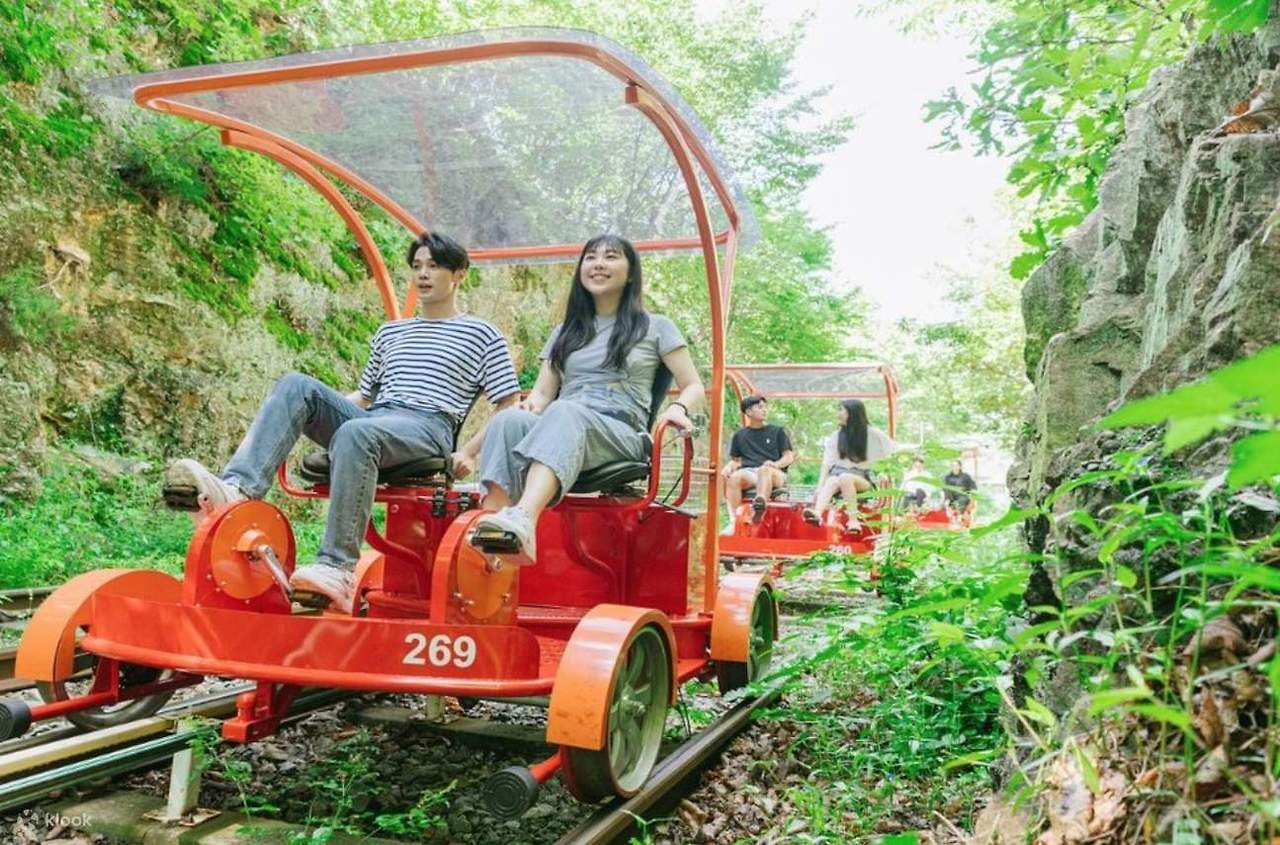 4_춘천레일바이크체험_1 (3).jpg