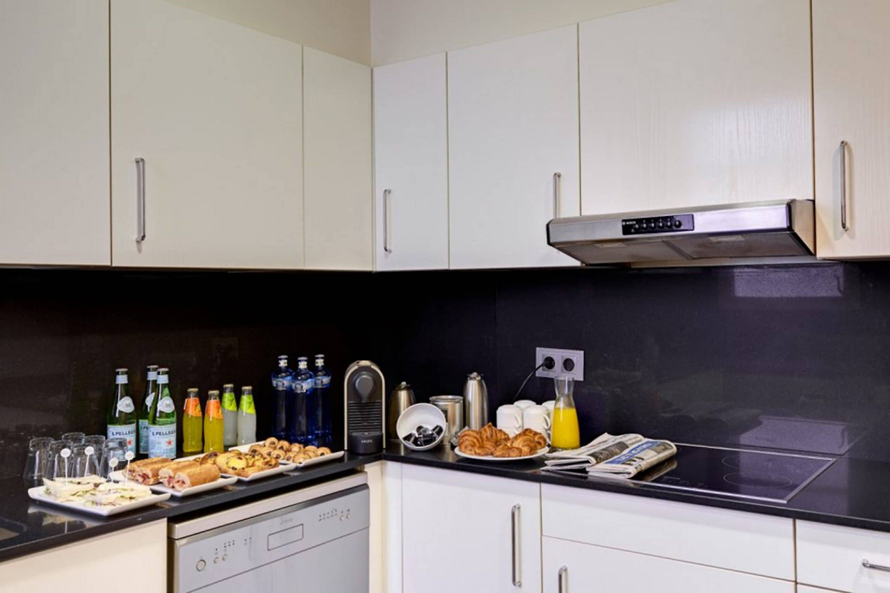 1_바르셀로나호텔_아파트먼트 식스티포 (3).jpg