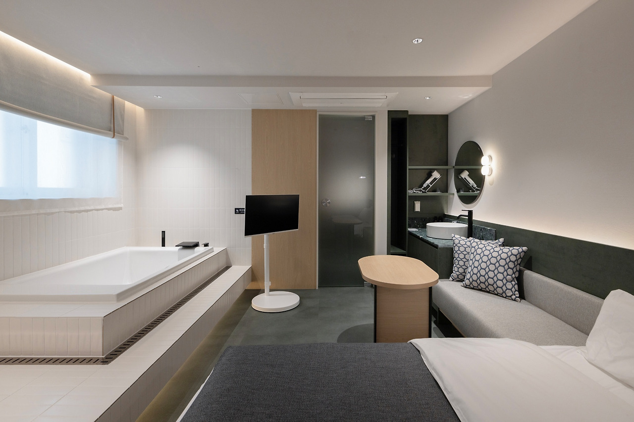 2_수원역 아늑호텔 수원역점3.jpg