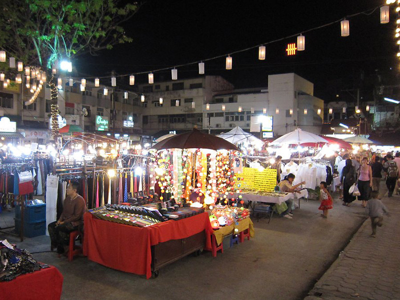 04 나이트 바자 야시장.jpg