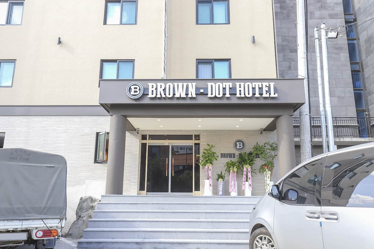 4_철원숙소추천_철원 브라운도트-동송점 (1).jpg