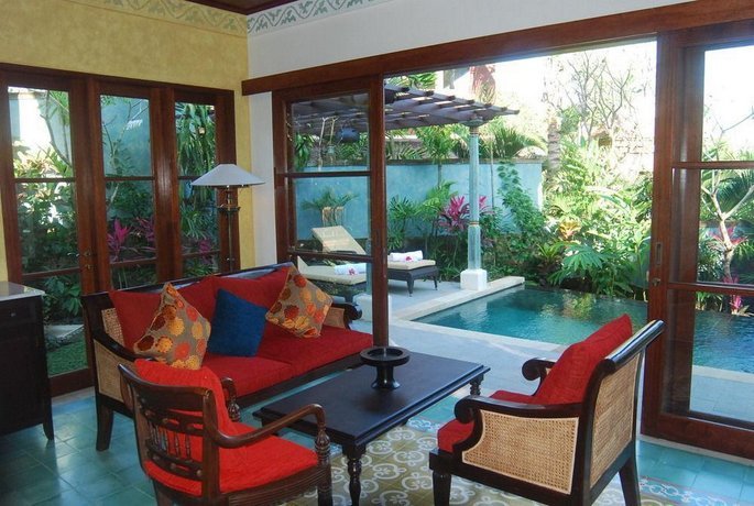 드와라까 더 로열 빌라 (3).jpg