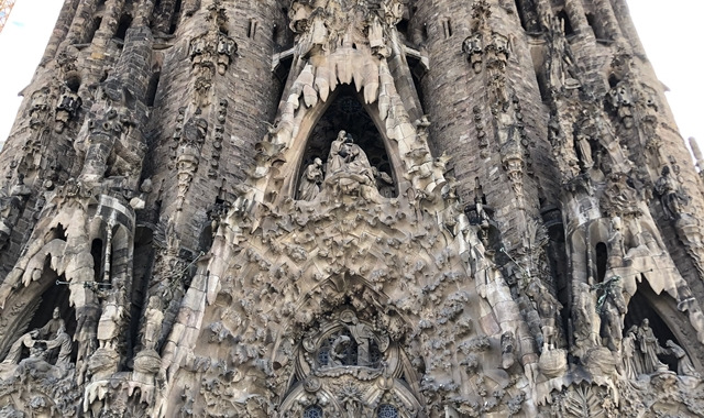 2_한국인 선호 여행지_바르셀로나 (2).jpg