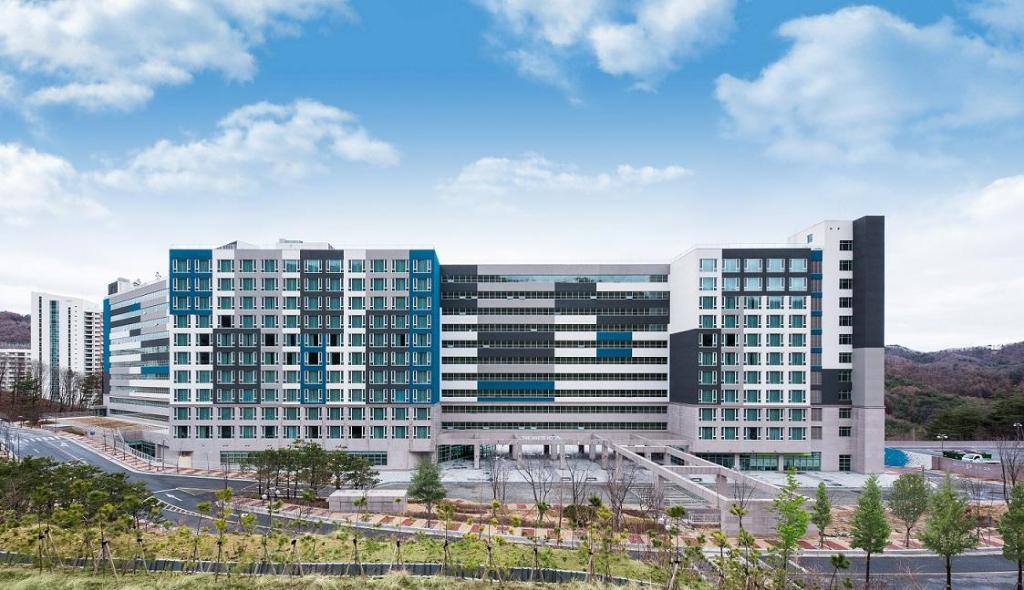 더화이트호텔 (1).jpg